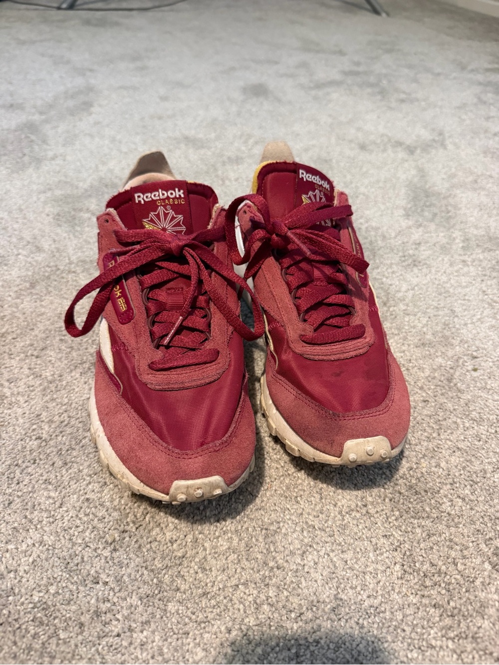 Reebok Classic Nylon Women's Burgundy and Cream Sneakers US 9.5 UK 7.5